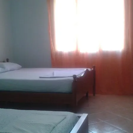 Simple Apartament
